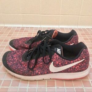 Nike pink and black sneakers size 9.5 Womens